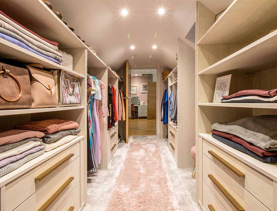 walk in wardrobe